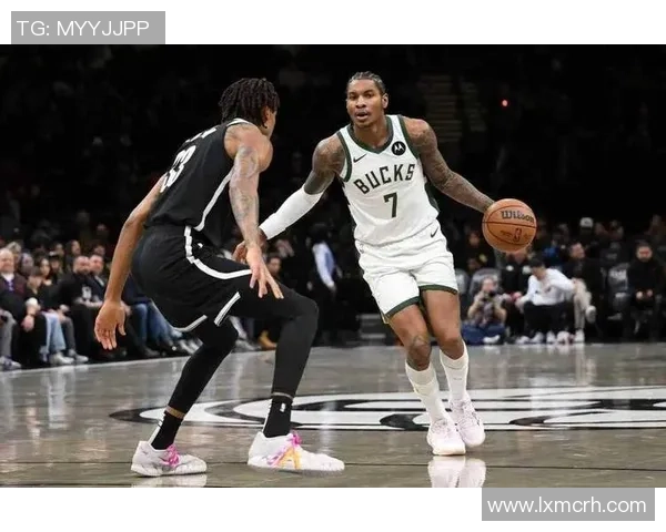 雄鹿宣布小凯文波特左脚踝受伤将缺席随后两个客场比赛影响轮换阵